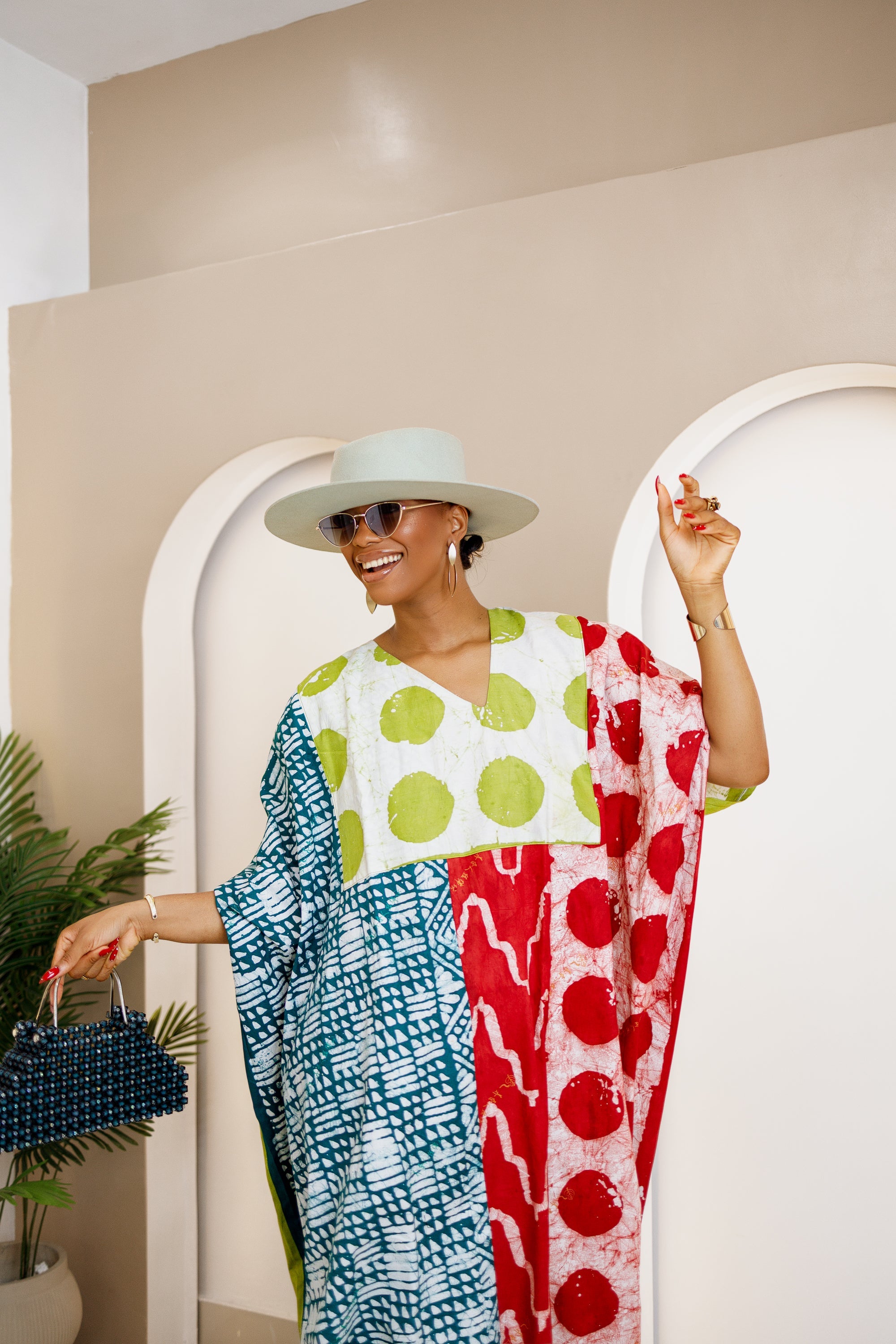 Caftan Adire teint à la main Ndenkem