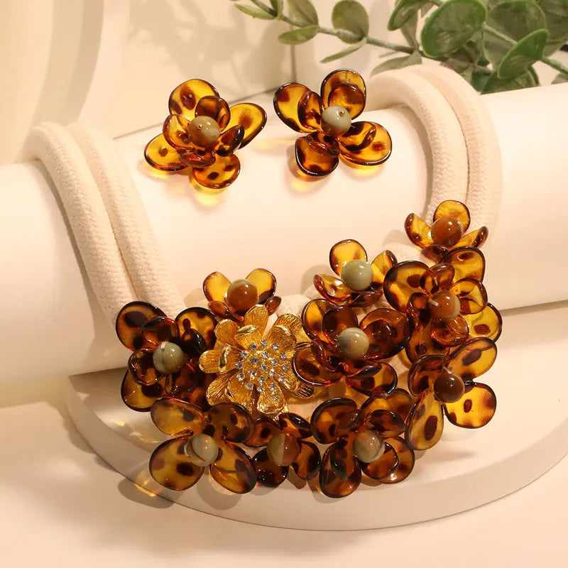 El collar Amber Bloom