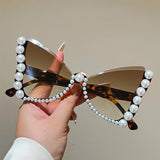 KAMMPT Pearl Butterfly Oversized Sunglasses - Gradient UV400 Shades