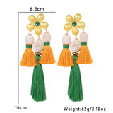 Los pendientes de gotas de pétalos de jade