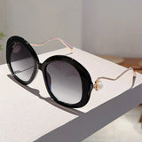 Oversized Pearl Gradient Sunglasses - UV400 Round Shades for Women