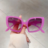 Chic Gradient Cat Eye Sunglasses - UV400 Trendy Fashion Eyewear for Women