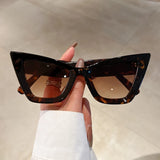 Oversized Cat Eye Sunglasses: Vintage Gradient UV400 Luxury Eyewear