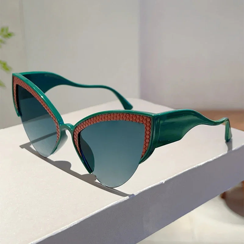 Oversized Butterfly Cat Eye Sunglasses - Luxury Gradient UV400