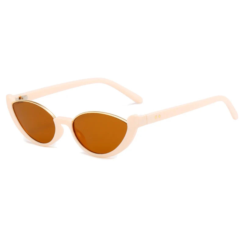 Chic Small Cat Eye Sunglasses: Leopard & Black Half-Frame UV400