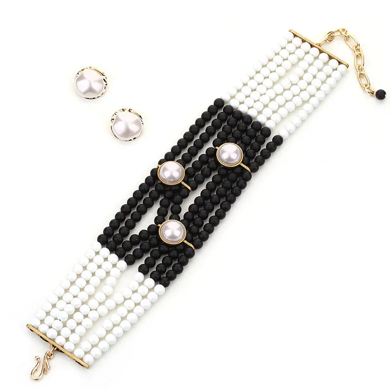 Nyota Noir Collar