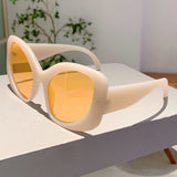 KAMMPT Irregular Oversized Sunglasses - Chic UV400 Gradient Shades