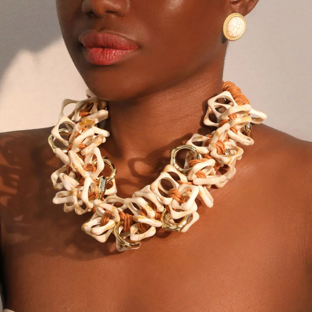 Collar de cadena esculpida Zawadi