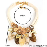 Collar de piedra y concha Kaya