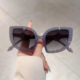 Chic Gradient Cat Eye Sunglasses - UV400 Trendy Fashion Eyewear for Women