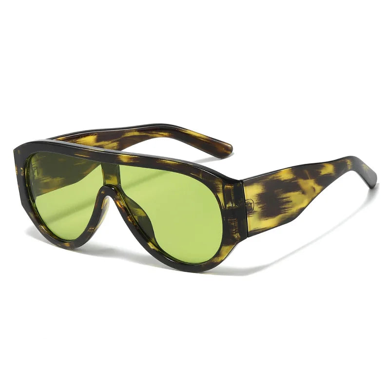 Retro Luxe Square Rivet Sunglasses - UV400 Vintage Shades for Men & Women