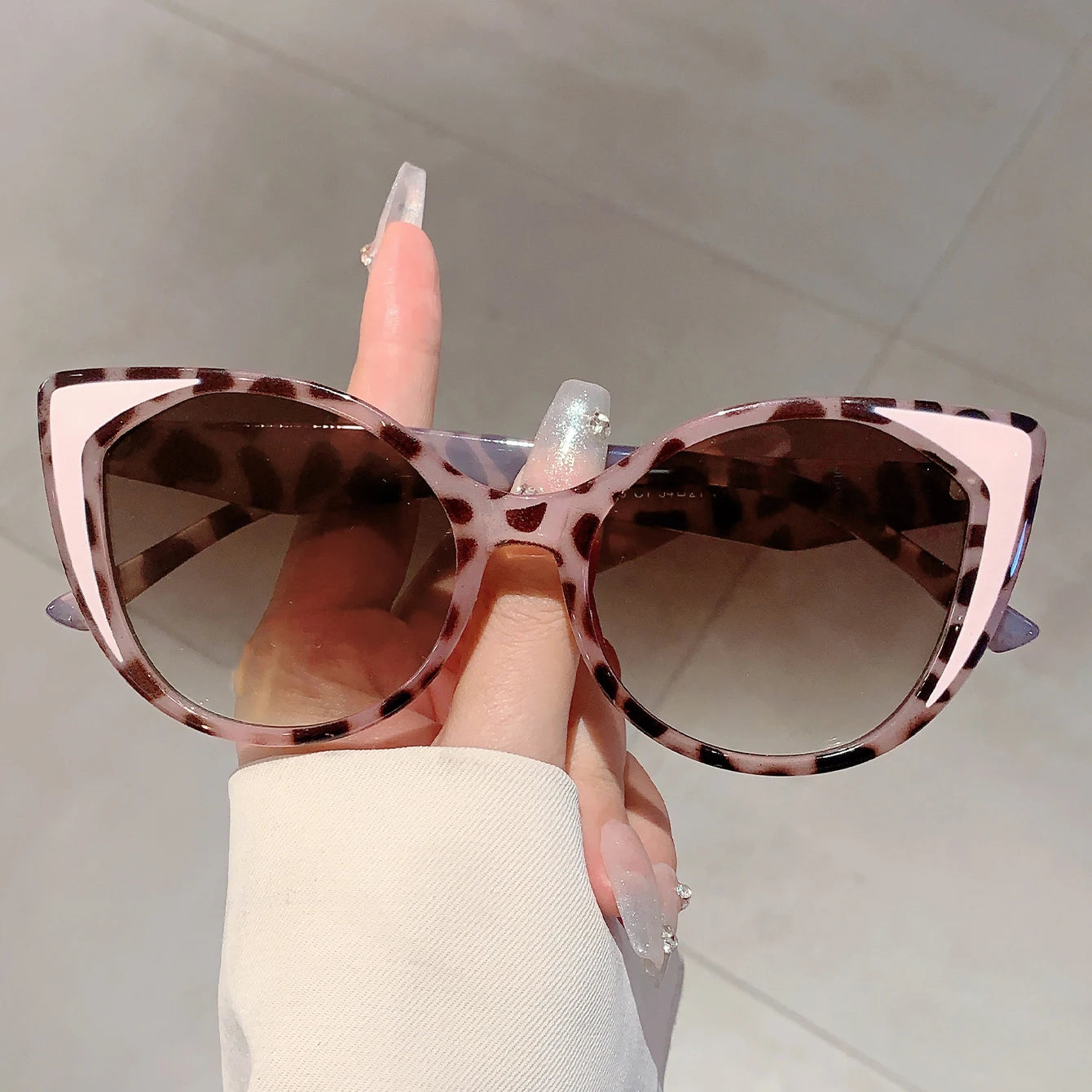 Luxe Leopard Cat Eye Sunglasses - Gradient UV400 Protection