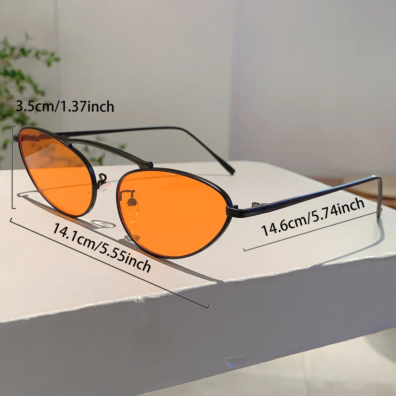 Chic Cat-Eye Metal Sunglasses - Triangle Decor & UV400 Protection