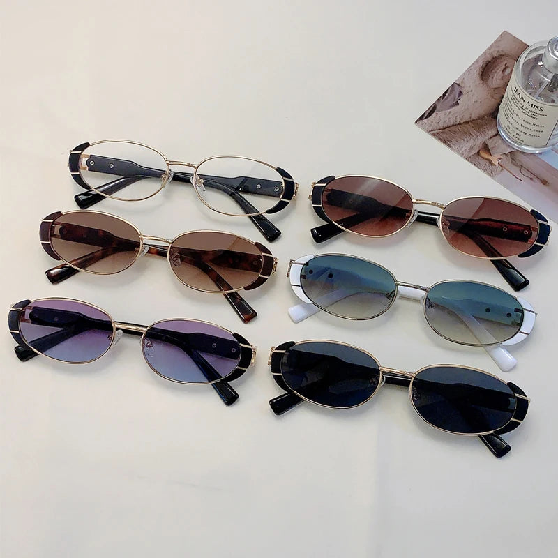 Chic Leopard Oval Sunglasses - Retro Tawny Shades for Women