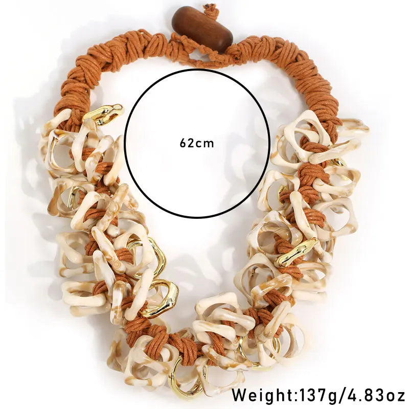 Collar de cadena esculpida Zawadi