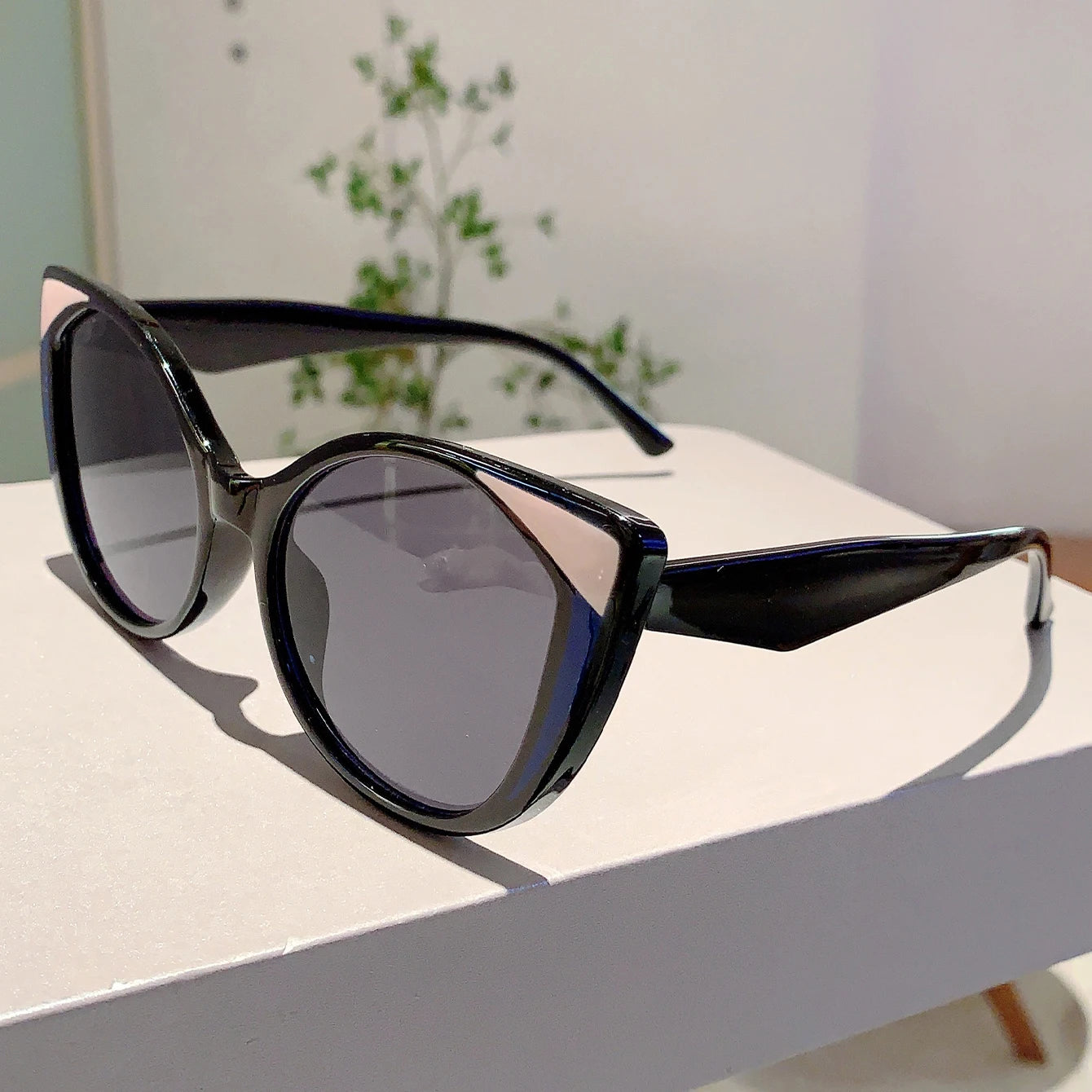 Luxe Leopard Cat Eye Sunglasses - Gradient UV400 Protection