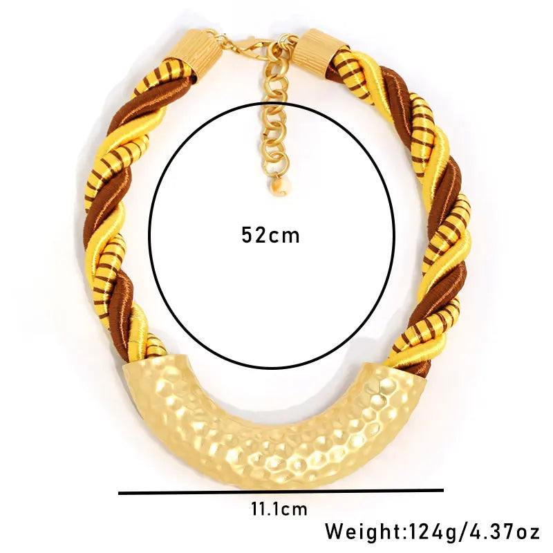 El collar Nubia Torque