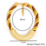 El collar Nubia Torque