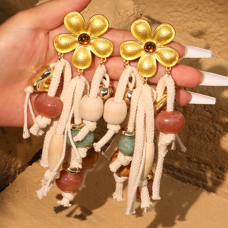 Los pendientes Bloom &amp; Root