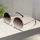Chic Oversized Round Gradient Sunglasses | UV400 Beach Vacation Shades