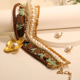 El collar llamativo Nile Bloom