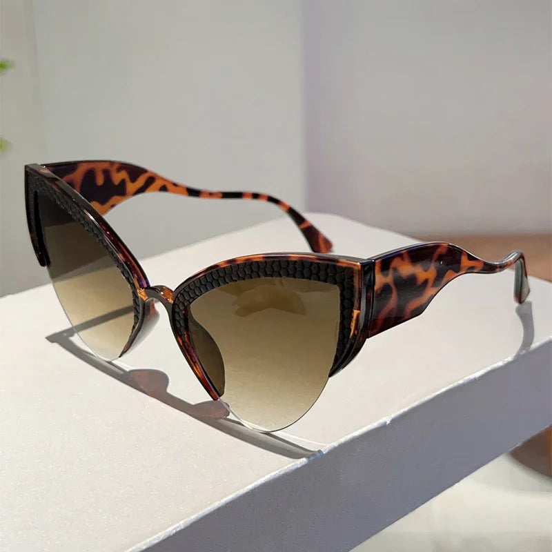 Oversized Butterfly Cat Eye Sunglasses - Luxury Gradient UV400