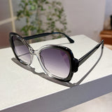 KAMMPT Oversized Vintage Butterfly Sunglasses - Gradient UV400 Shades