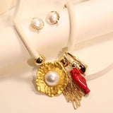 Vintage Pearl & Leaf Pendant Necklace