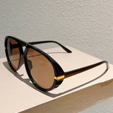 Chic Oversized Pilot Sunglasses - UV400 Gradient & Anti-Reflective