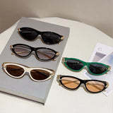 KAMMPT Vintage Oval Sunglasses - Chic Women's UV400 Luxury Shades