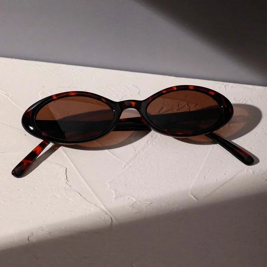 Chic Leopard Oval Sunglasses - UV400 Retro Women's Eyewear