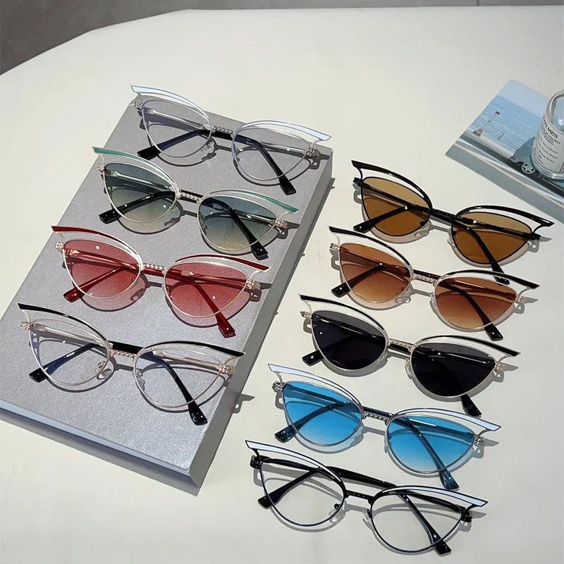 Chic Hollowed Cat Eye Sunglasses - Gradient UV400 Trendy Eyewear