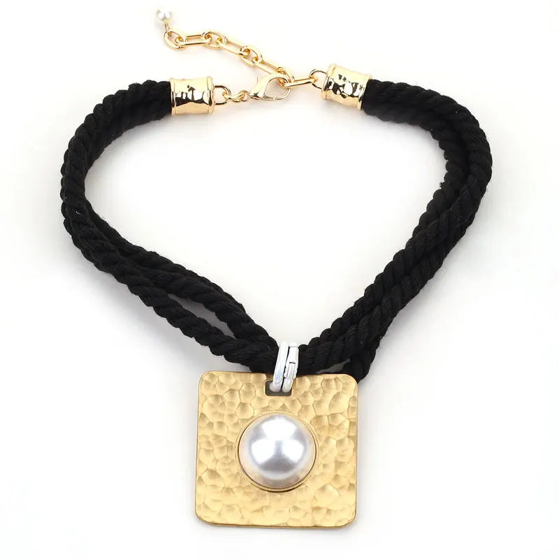 The Oracle Pendant