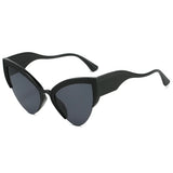 KAMMPT Retro Cat-Eye Sunglasses: Chic Triangular UV400 Shades for Women
