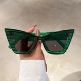 Oversized Cat Eye Sunglasses: Vintage Gradient UV400 Luxury Eyewear