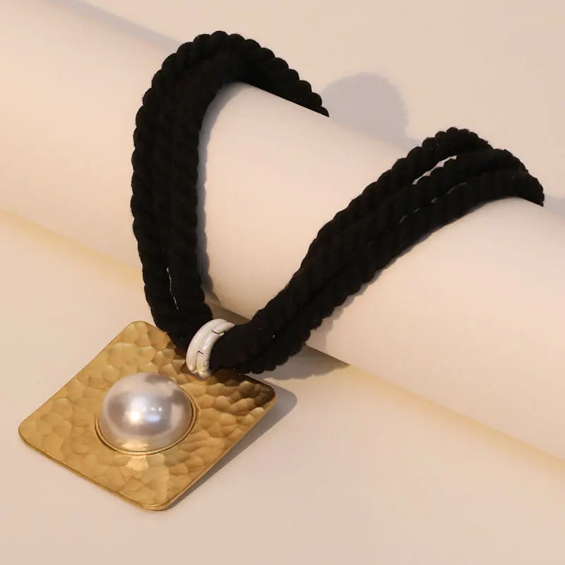 The Oracle Pendant